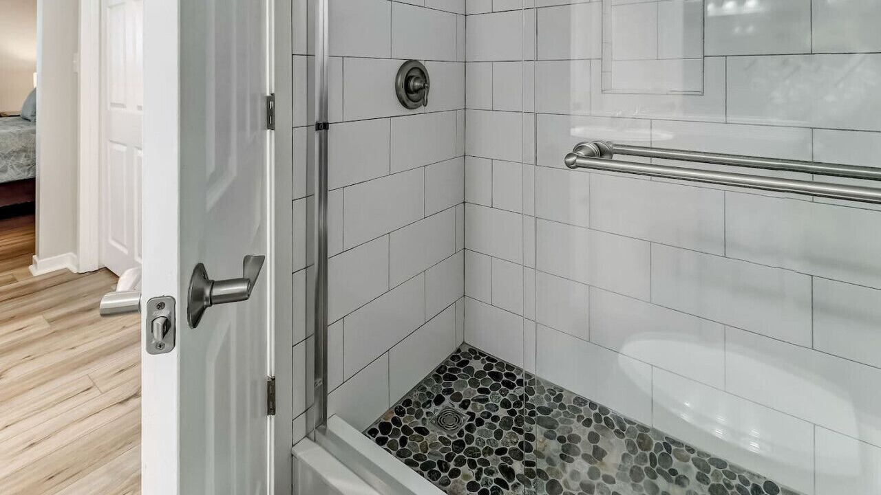 Photo of Bathroom in Fernandina Beach