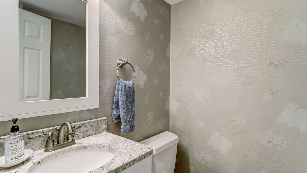 Photo of Bathroom in Fernandina Beach