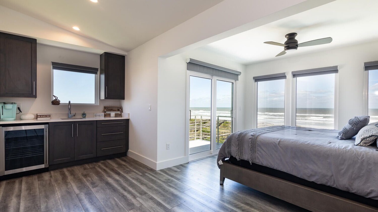 Photo of Bedroom in Butler Beach