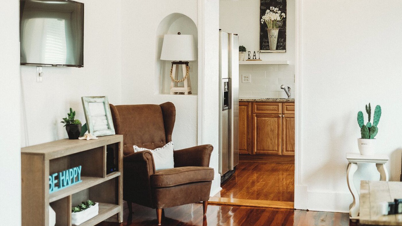 Photo of Livingroom in Historic Uptown