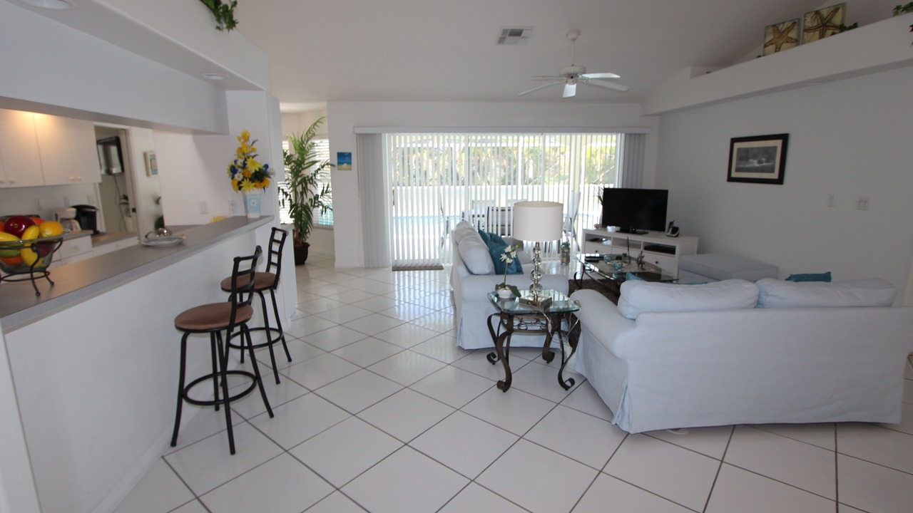 Photo of Livingroom in Eisenhower