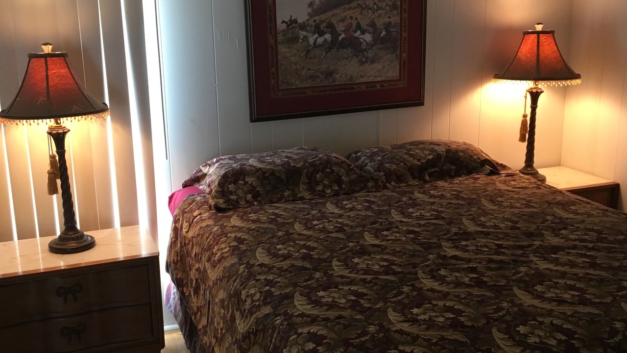 Photo of Bedroom in Woodridge Estates