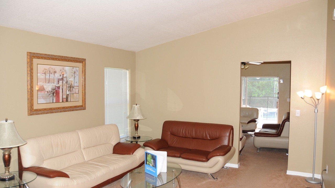 Photo of Livingroom in Sandy Ridge