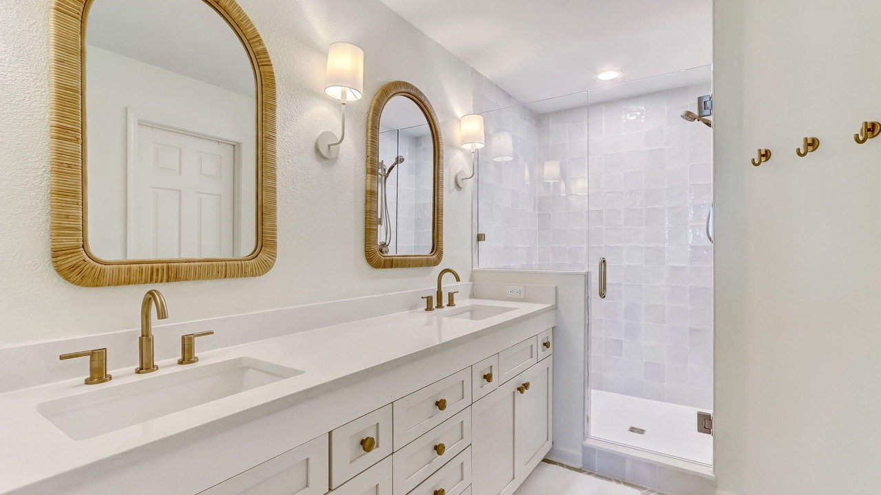 Photo of Bathroom in Fernandina Beach
