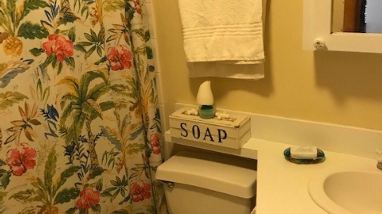 Photo of Bathroom in Citrus Springs