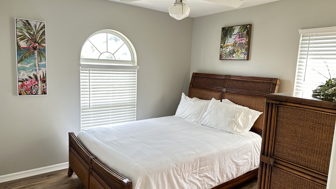 Photo of Bedroom in Pine Island Center