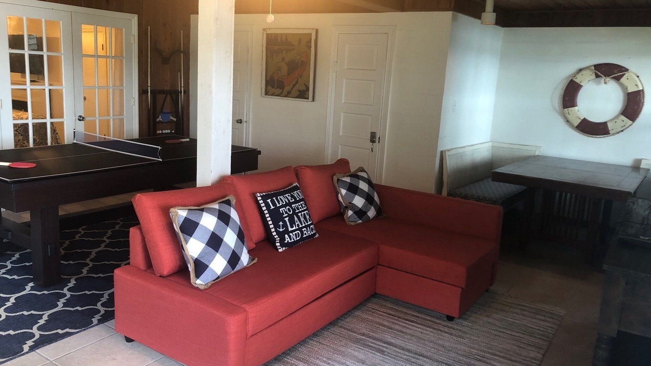 Photo of Bedroom in Crooked Lake