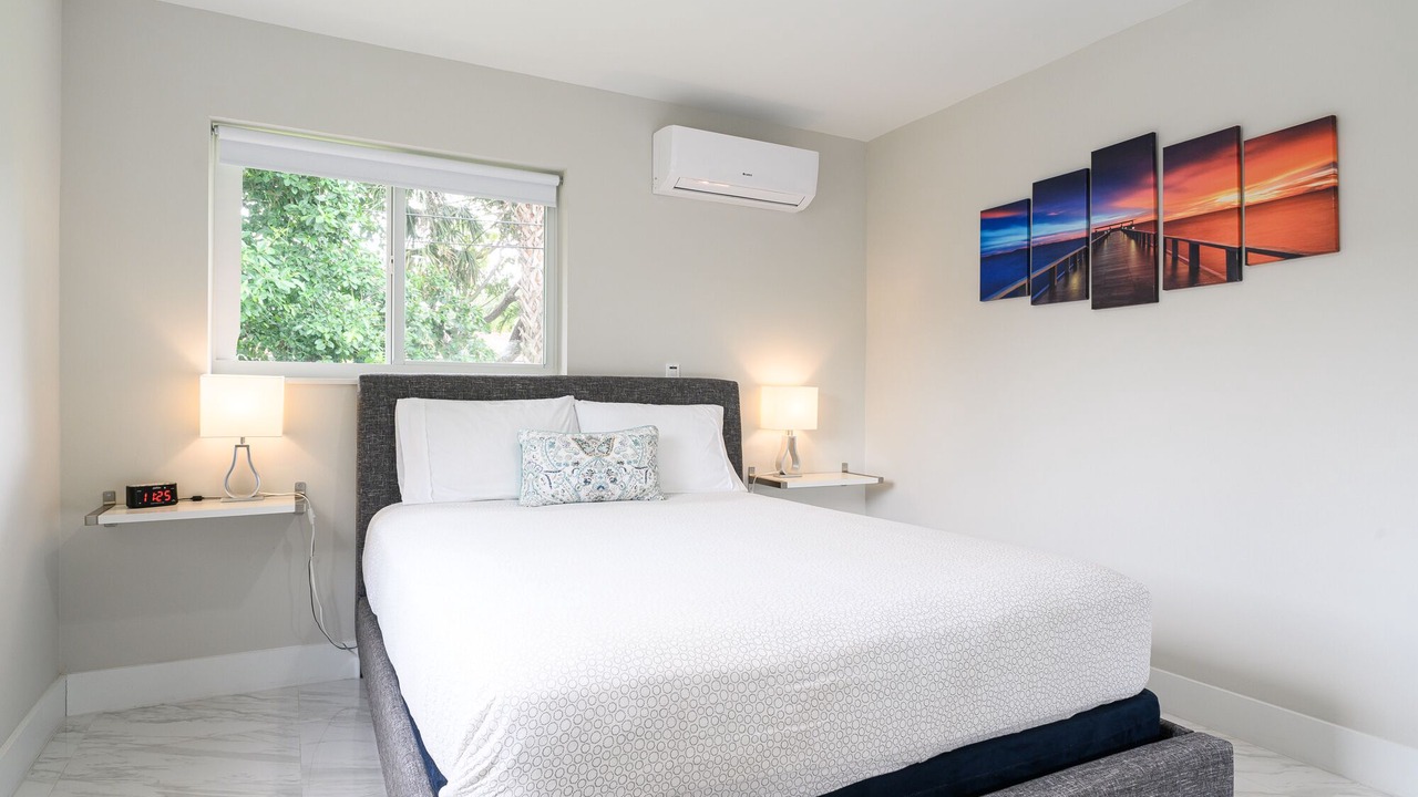 Photo of Bedroom in Lighthouse Point