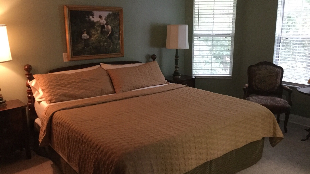 Photo of Bedroom in Yankeetown