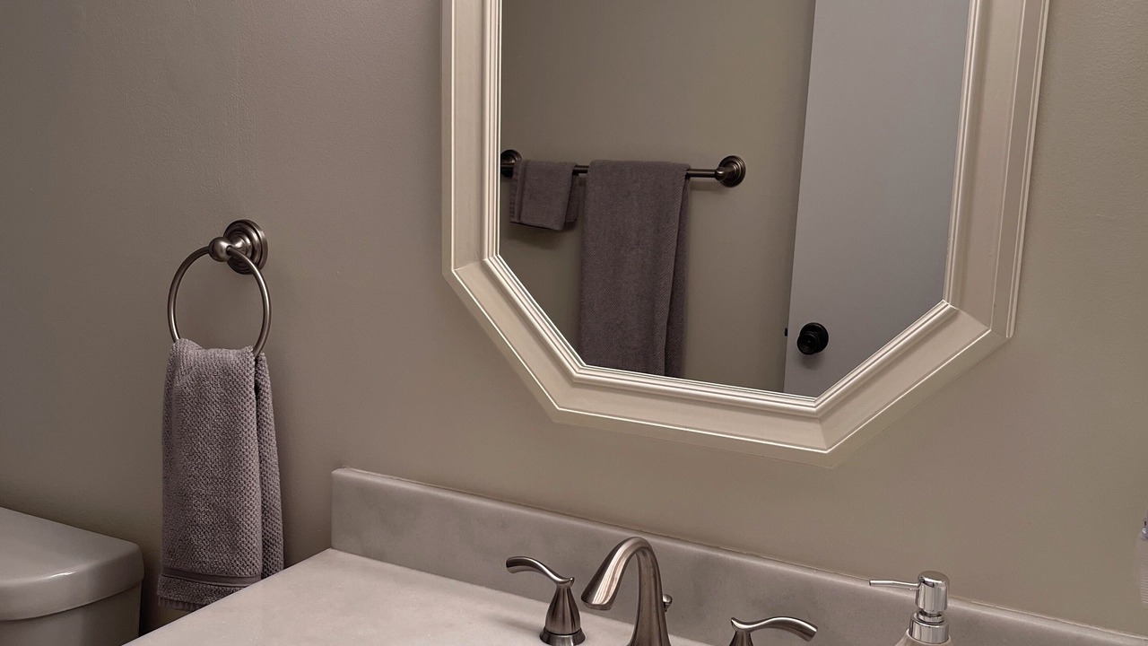 Photo of Bathroom in Englewood South