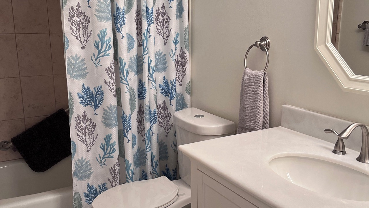 Photo of Bathroom in Englewood South