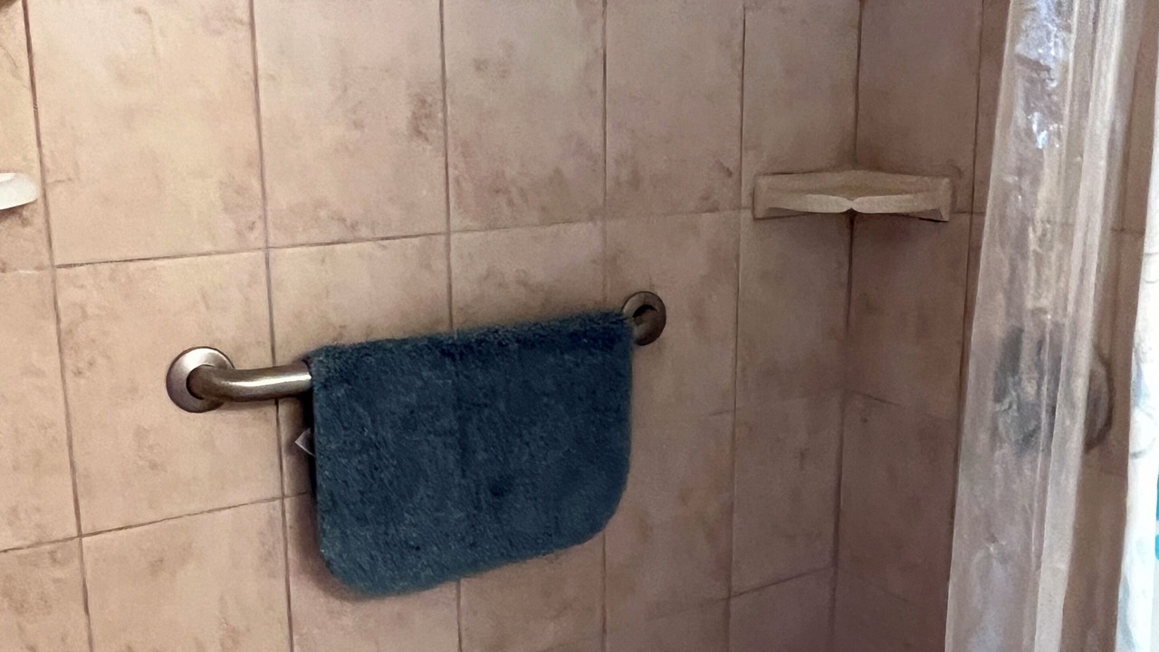 Photo of Bathroom in Englewood South