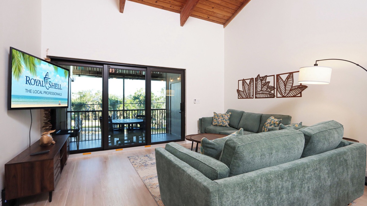 Photo of Livingroom in Beachview Country Club Estates