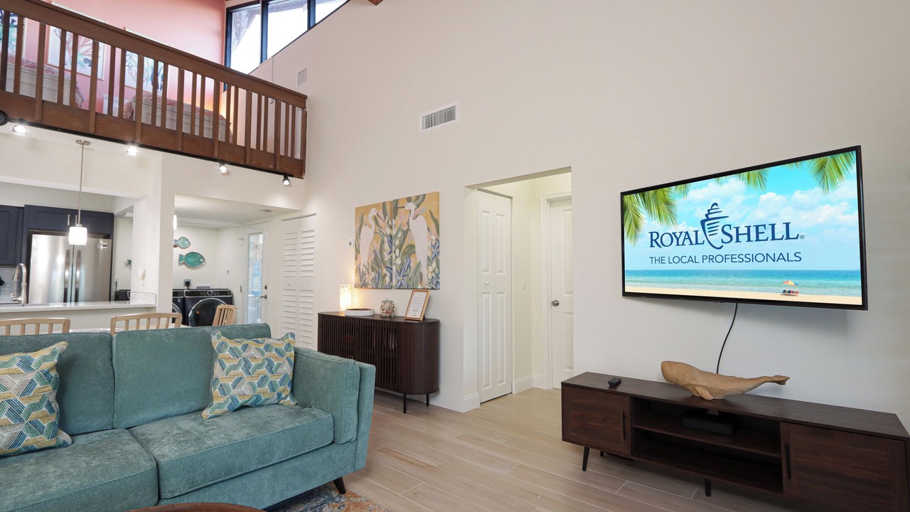 Photo of Livingroom in Beachview Country Club Estates