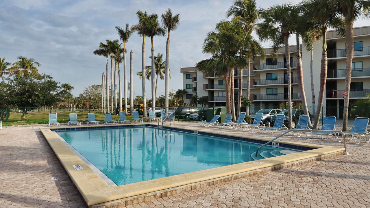 Photo of Outdoor in Beachview Country Club Estates