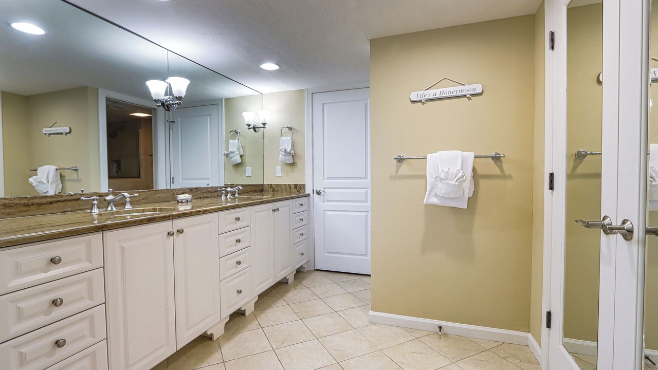 Photo of Bathroom in Beachview Country Club Estates