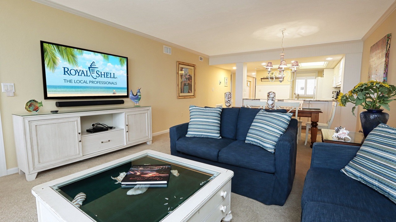 Photo of Livingroom in Beachview Country Club Estates