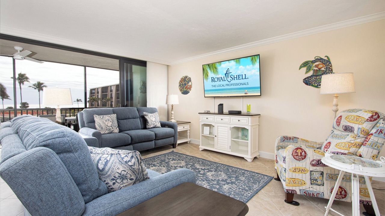 Photo of Livingroom in Beachview Country Club Estates