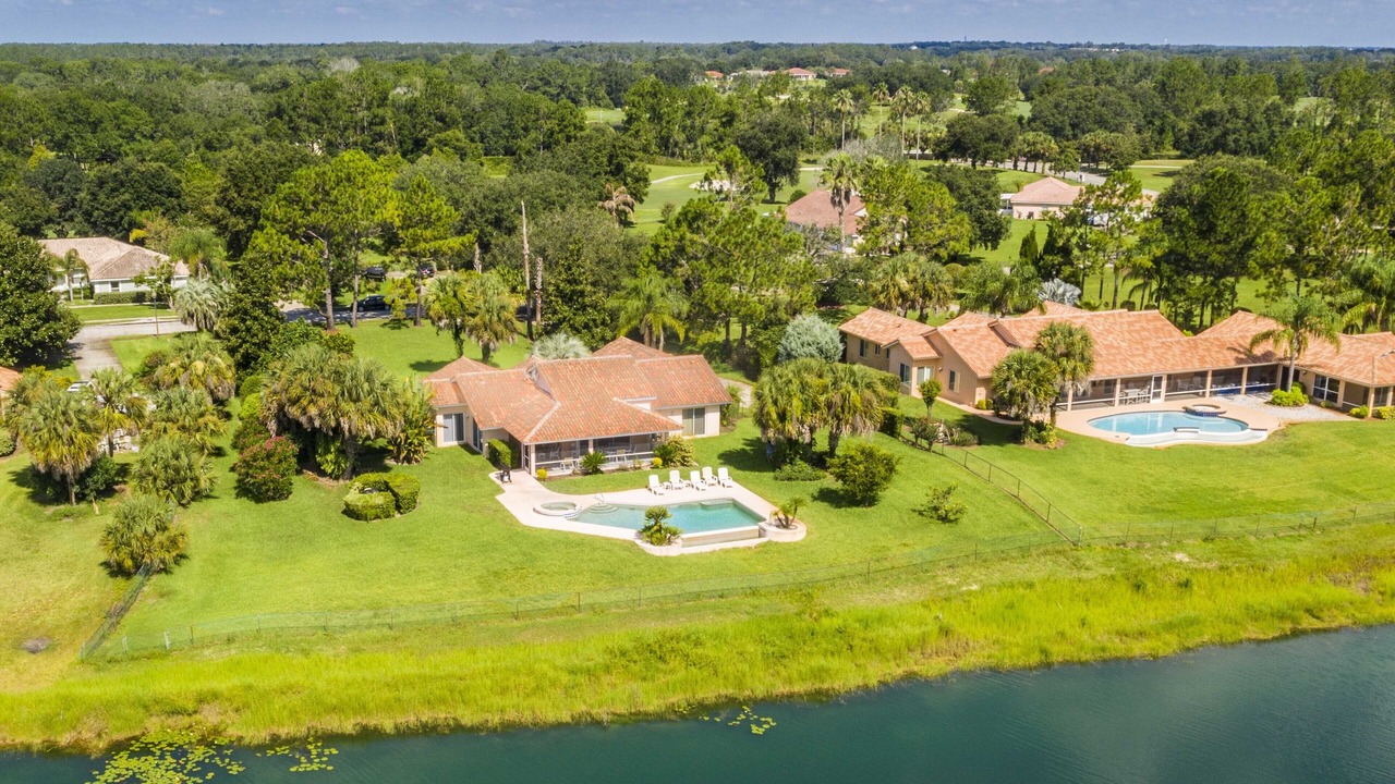 Photo of Outdoor in Groveland