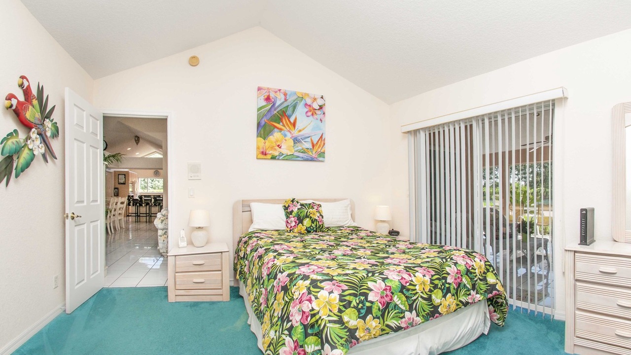 Photo of Bedroom in Groveland
