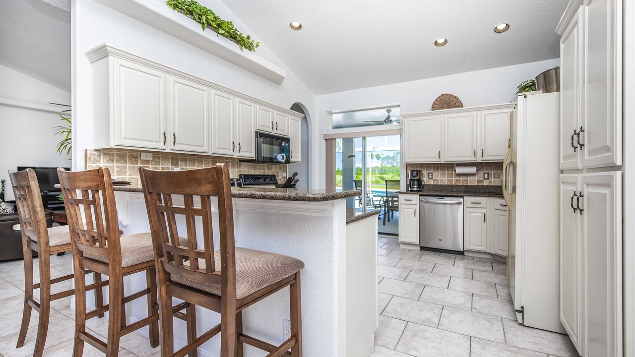 Photo of Kitchen in Groveland
