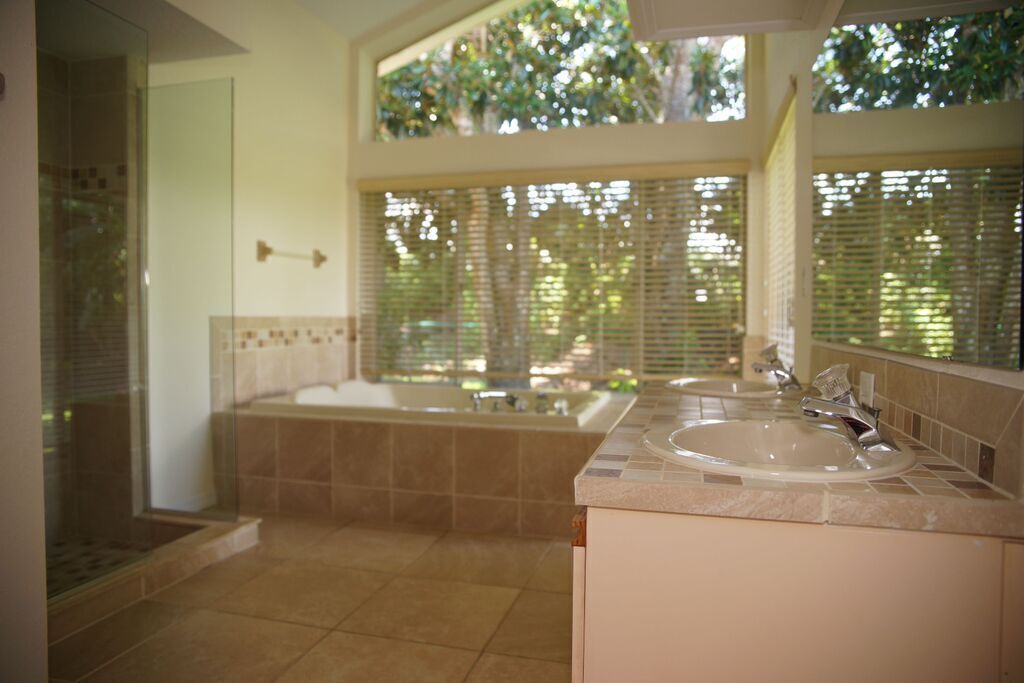 Photo of Bathroom in Groveland