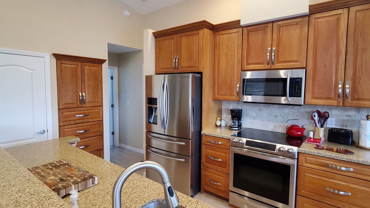 Photo of Kitchen in Weeki Wachee Gardens