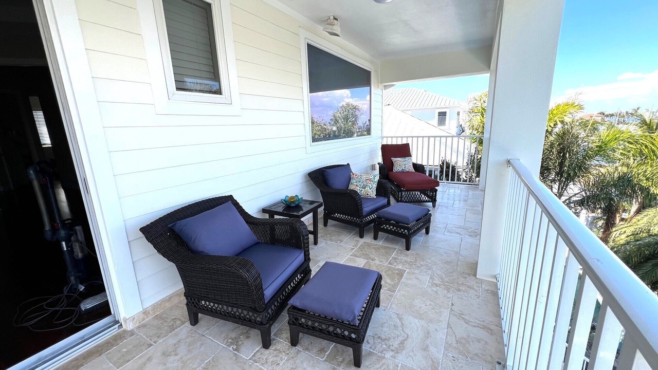 Photo of Patio Balcony in Apollo Beach