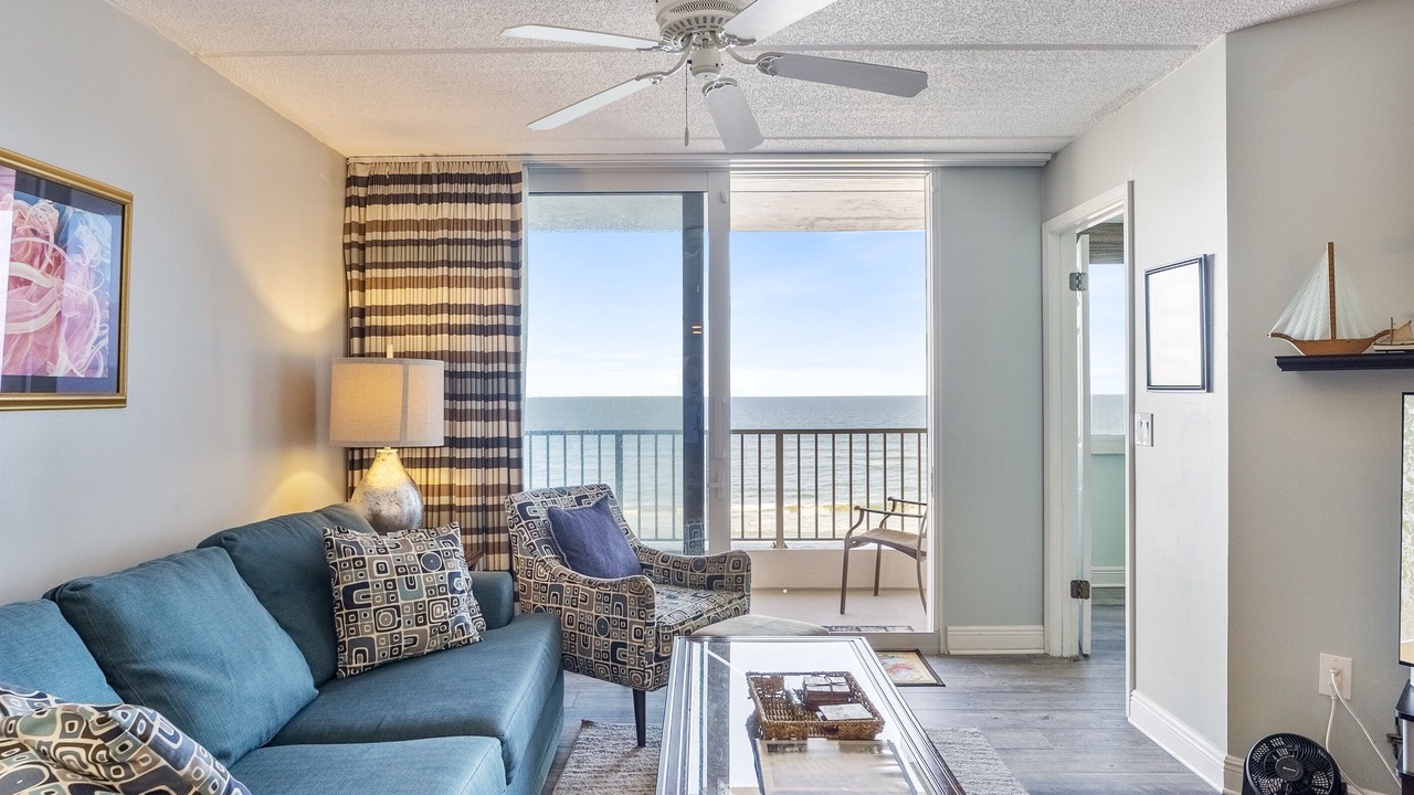 Photo of Livingroom in Ponce Inlet