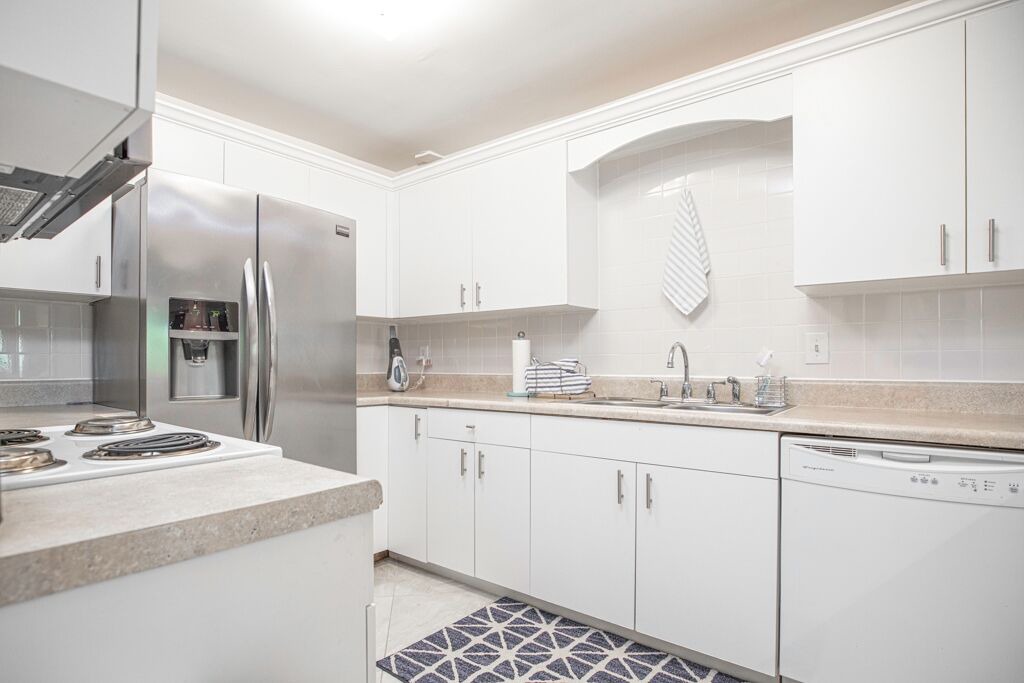 Photo of Kitchen in Palm River Estates