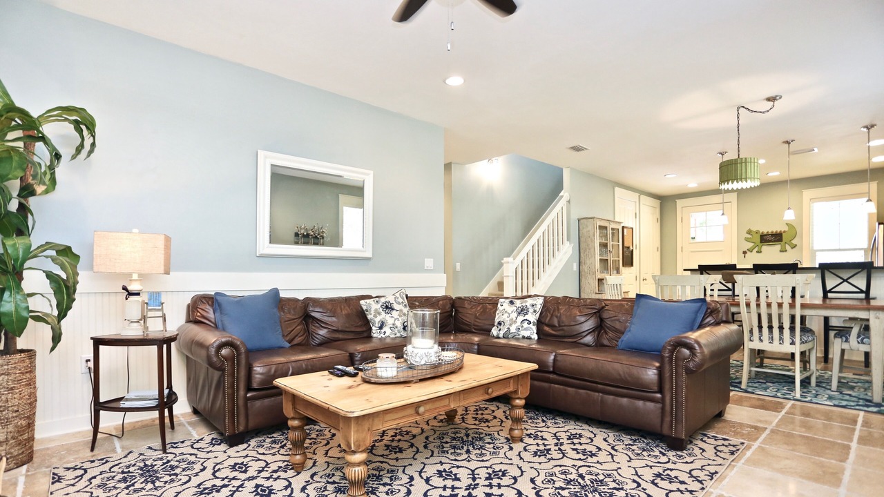 Photo of Livingroom in Laurel Grove