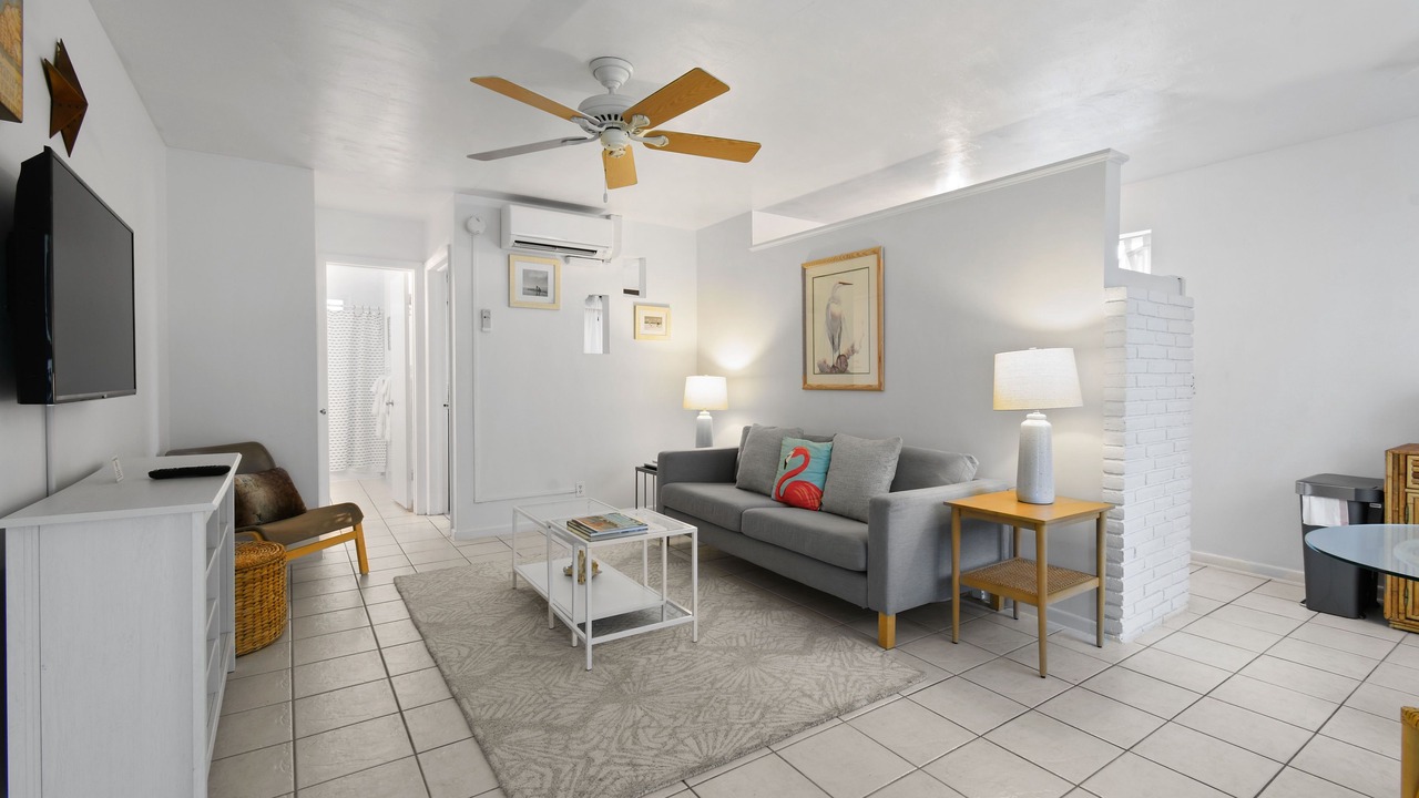 Photo of Livingroom in Palm Beach Shores