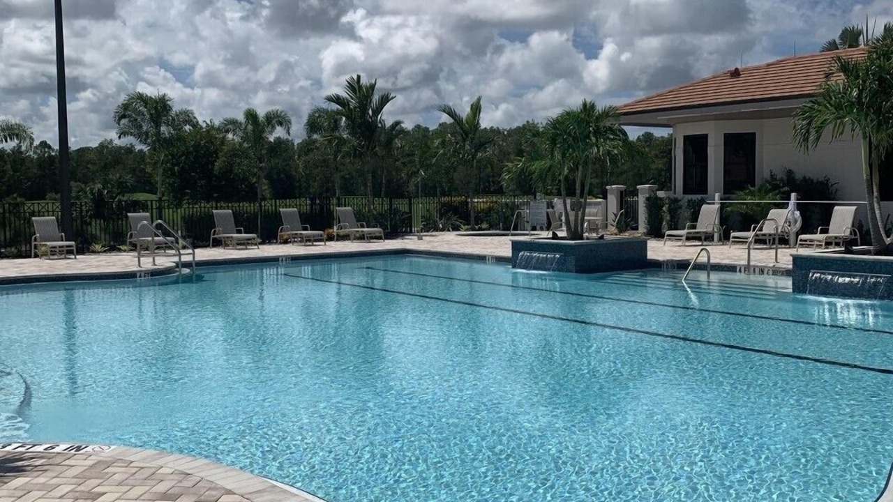 Photo of Outdoor in Naples Heritage