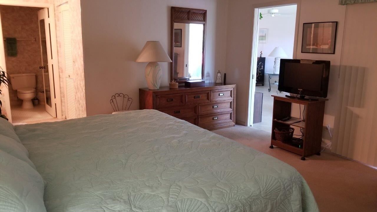 Photo of Bedroom in Palm River Estates