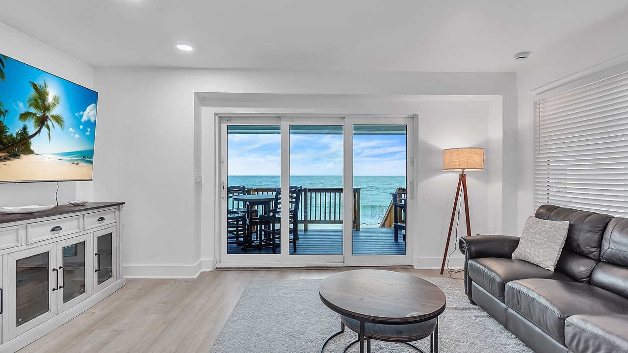 Photo of Patio Balcony in Sunset Beach