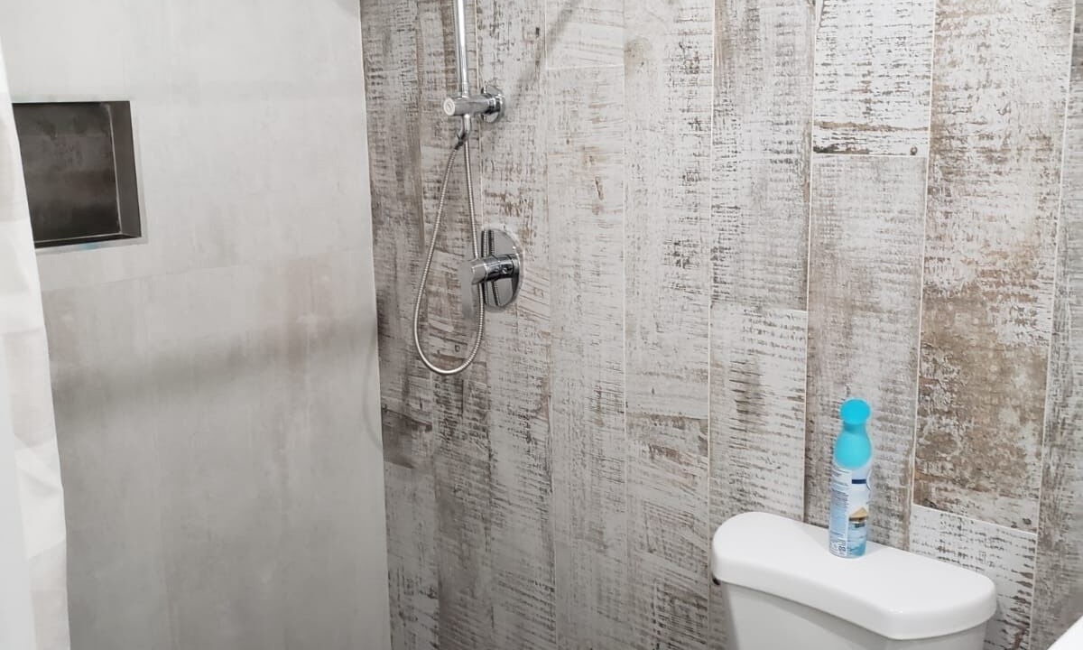 Photo of Bathroom in Cypress Lakes