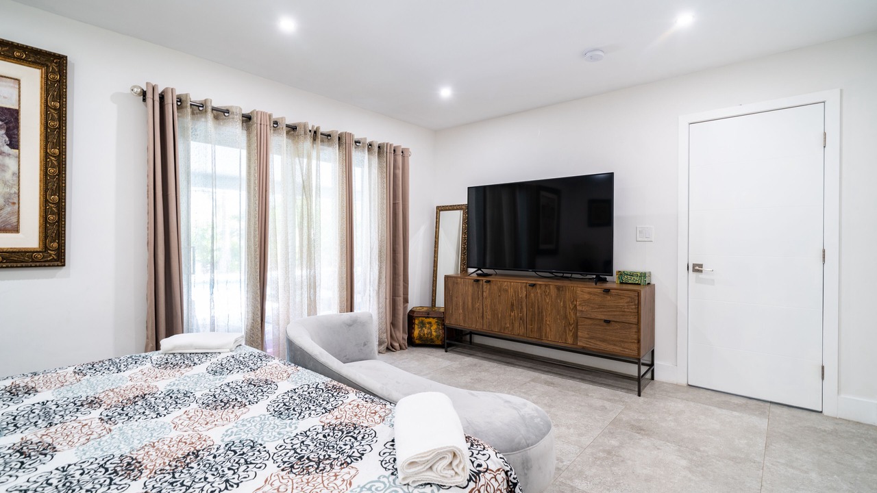 Photo of Bedroom in Cypress Lakes
