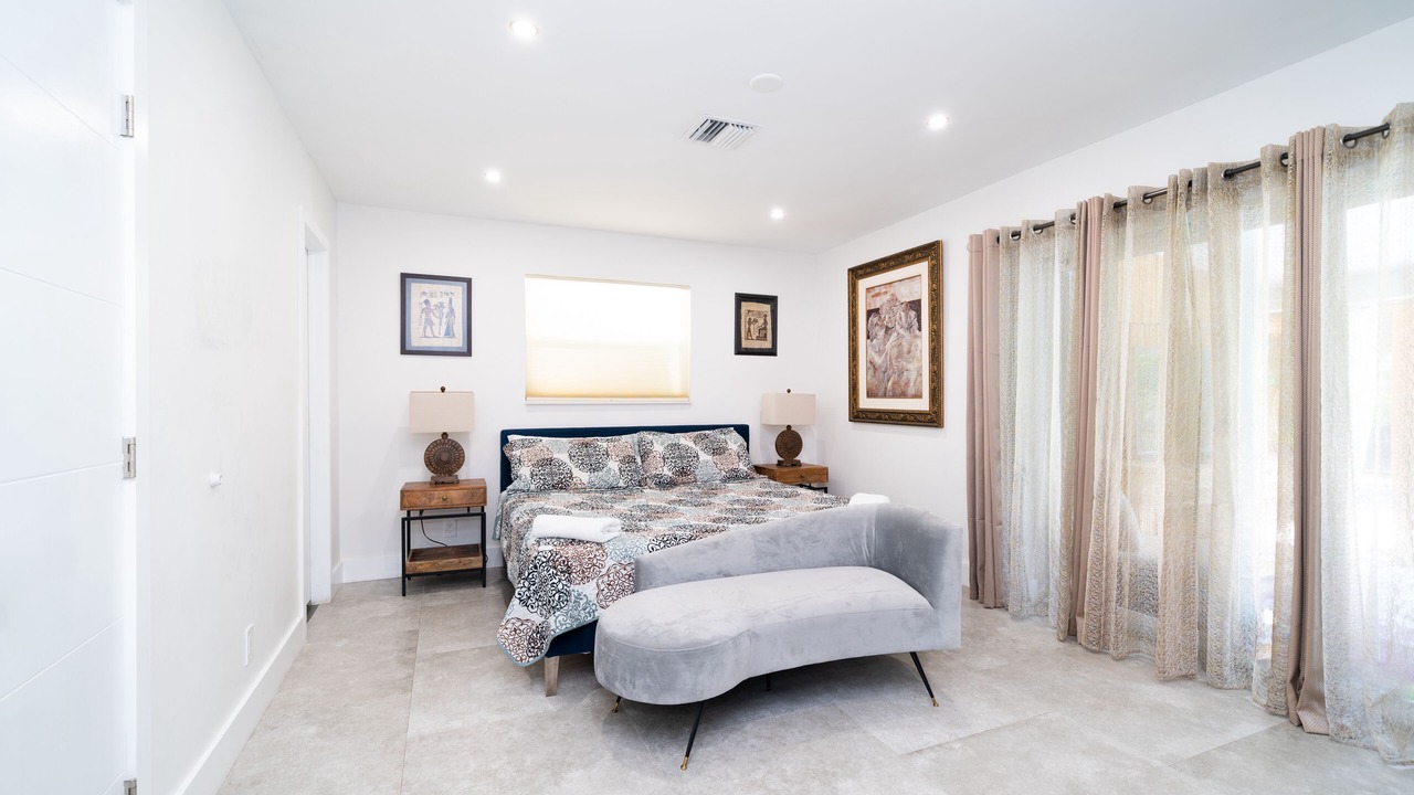 Photo of Bedroom in Cypress Lakes
