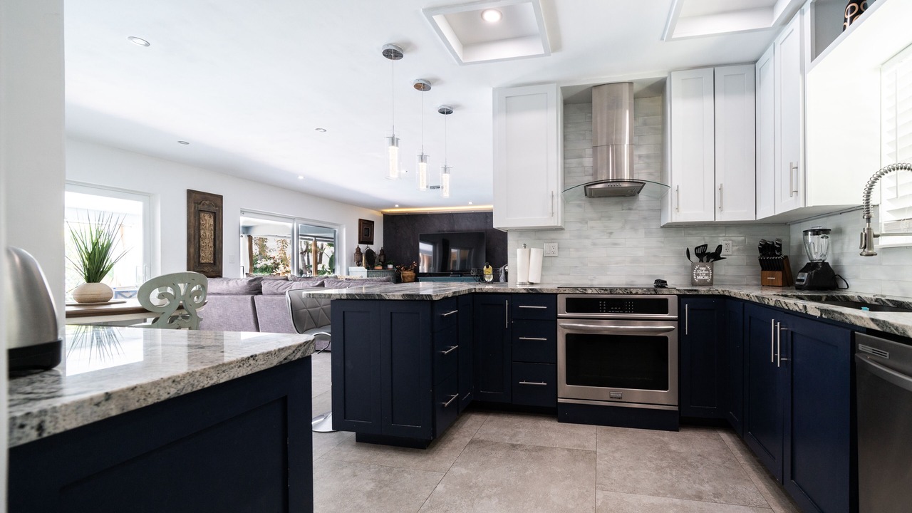 Photo of Kitchen in Cypress Lakes