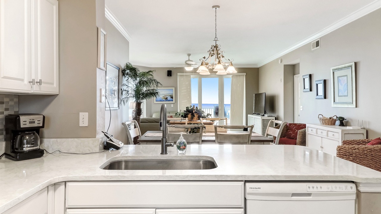 Photo of Kitchen in Amelia City