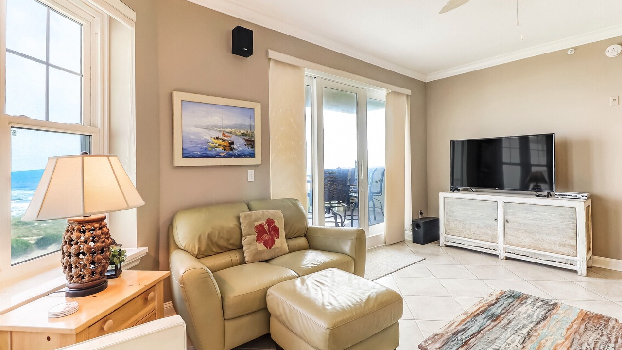 Photo of Livingroom in Amelia City