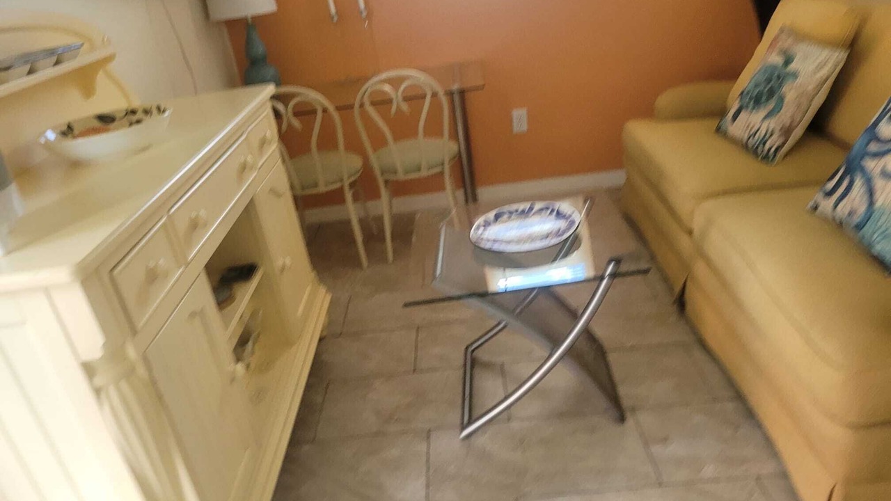 Photo of Livingroom in Gulf Gate Estates
