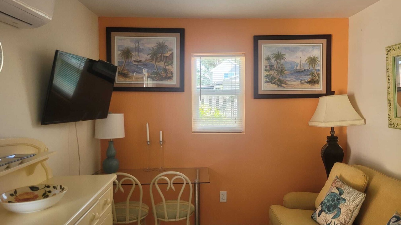 Photo of Livingroom in Gulf Gate Estates
