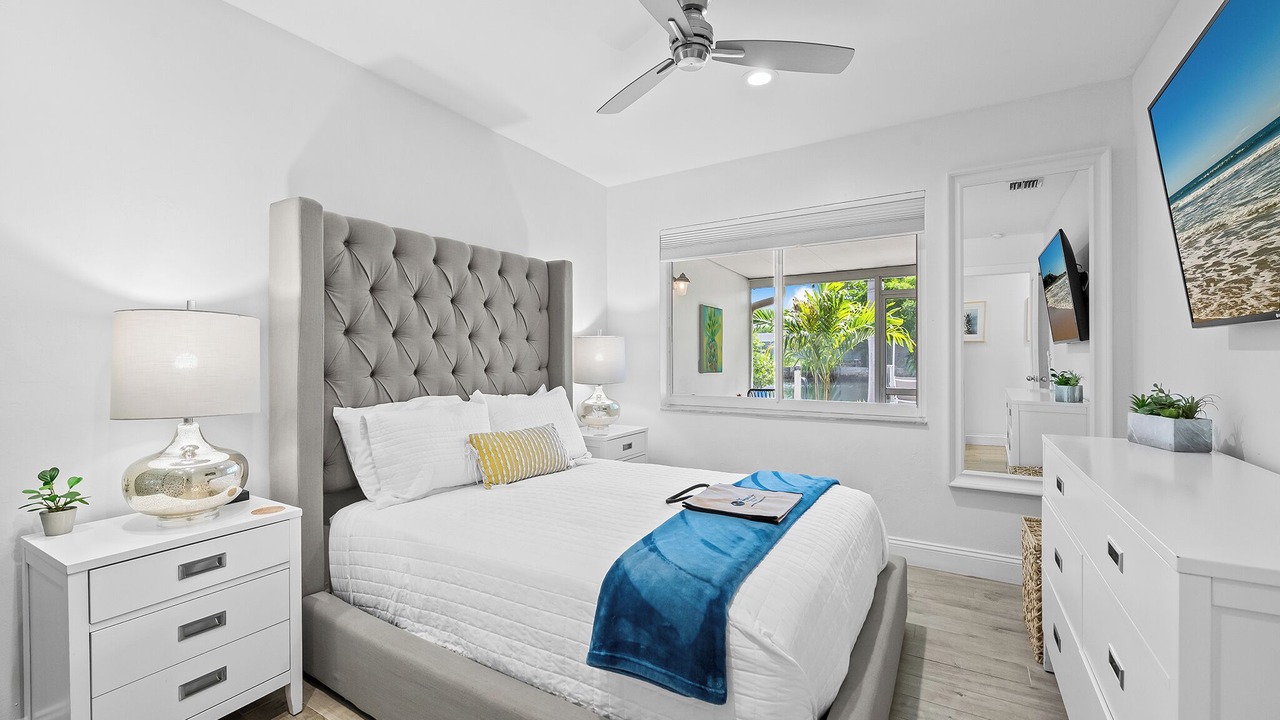 Photo of Bedroom in Coral Shores