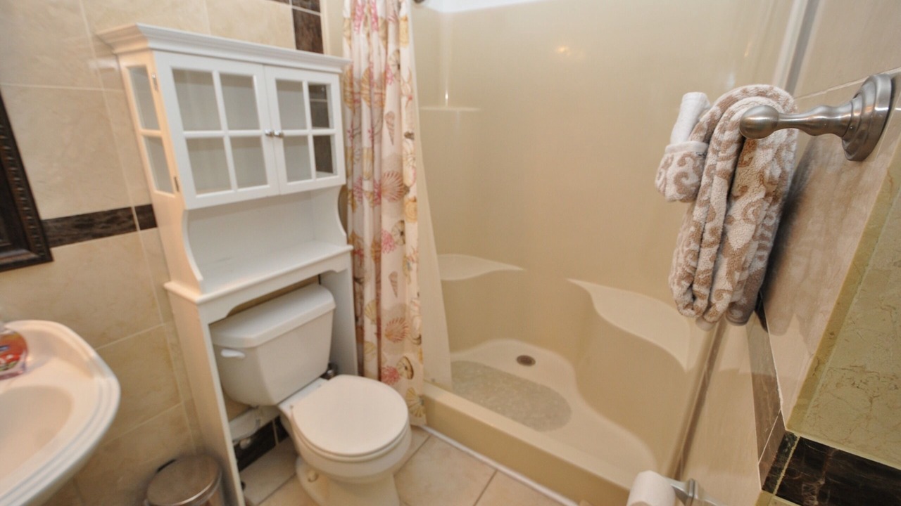 Photo of Bathroom in Breezeswept Beach Estates