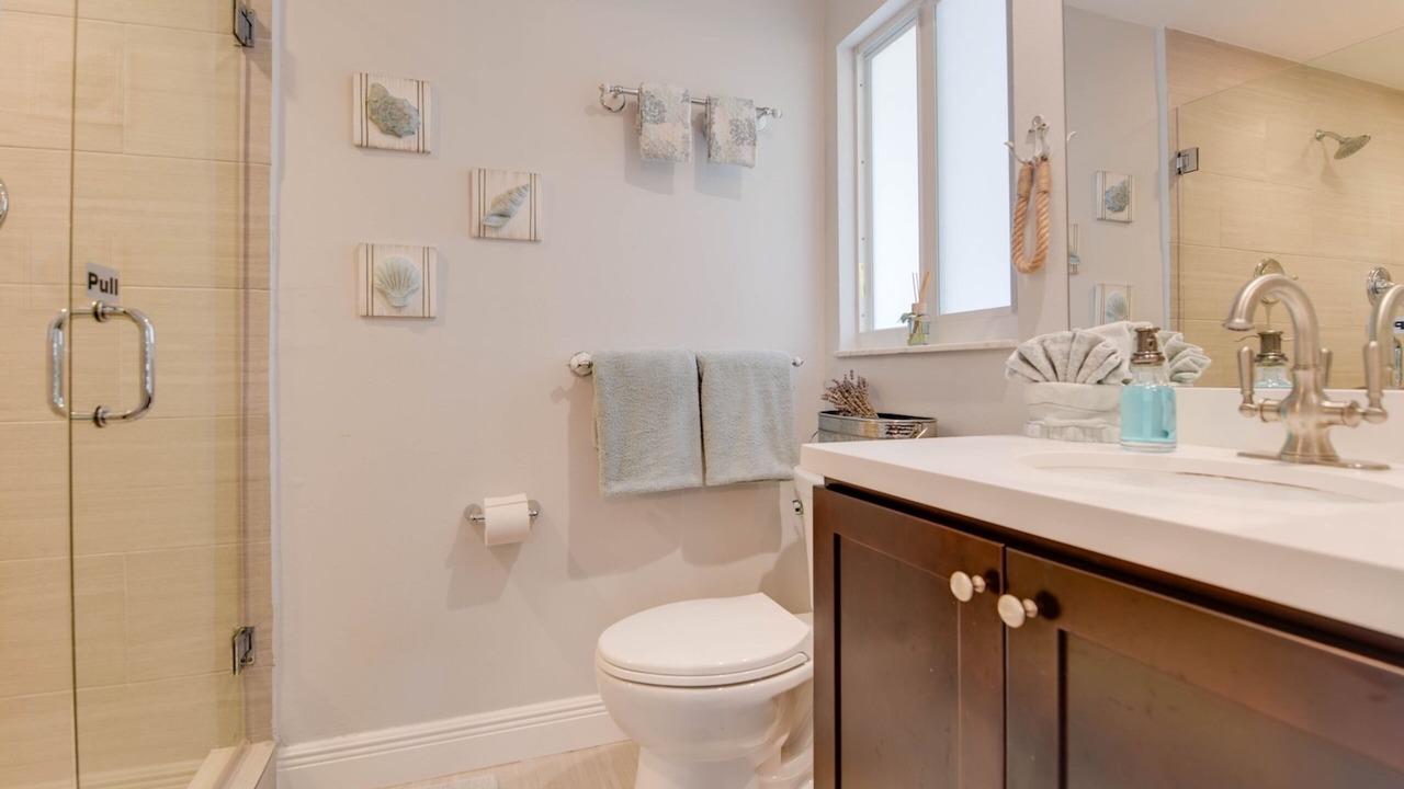 Photo of Bathroom in Eden Pines
