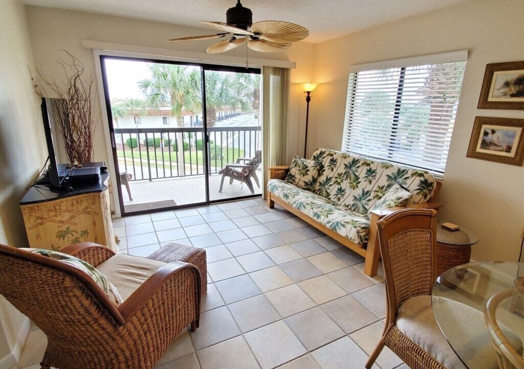 Photo of Livingroom in Butler Beach