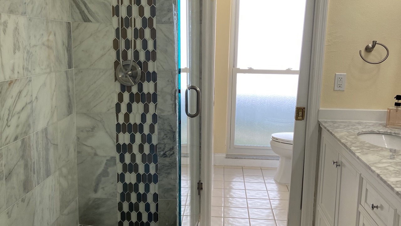 Photo of Bathroom in Island Estate