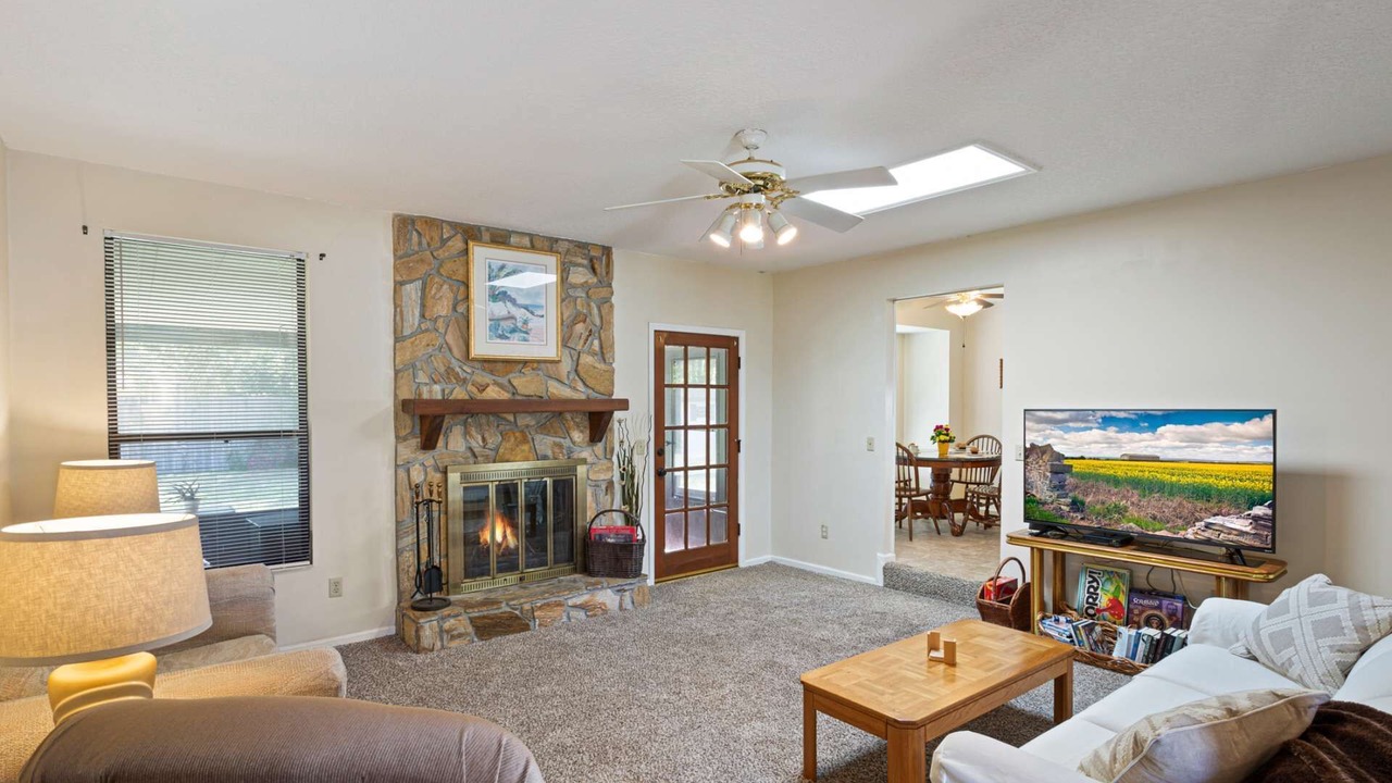Photo of Livingroom in Southside