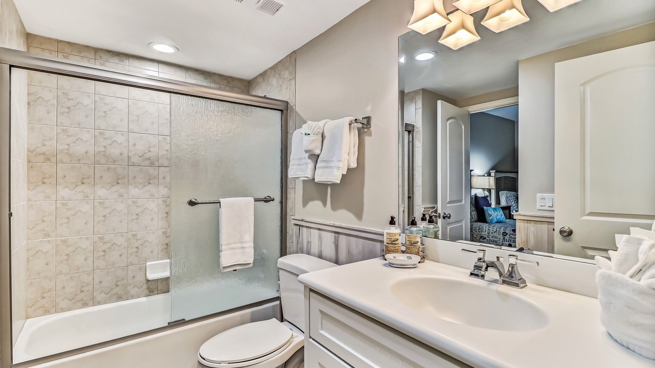 Photo of Bathroom in Fernandina Beach